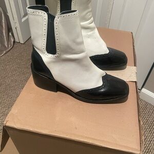 Elegant Two-Tone Ankle Boots